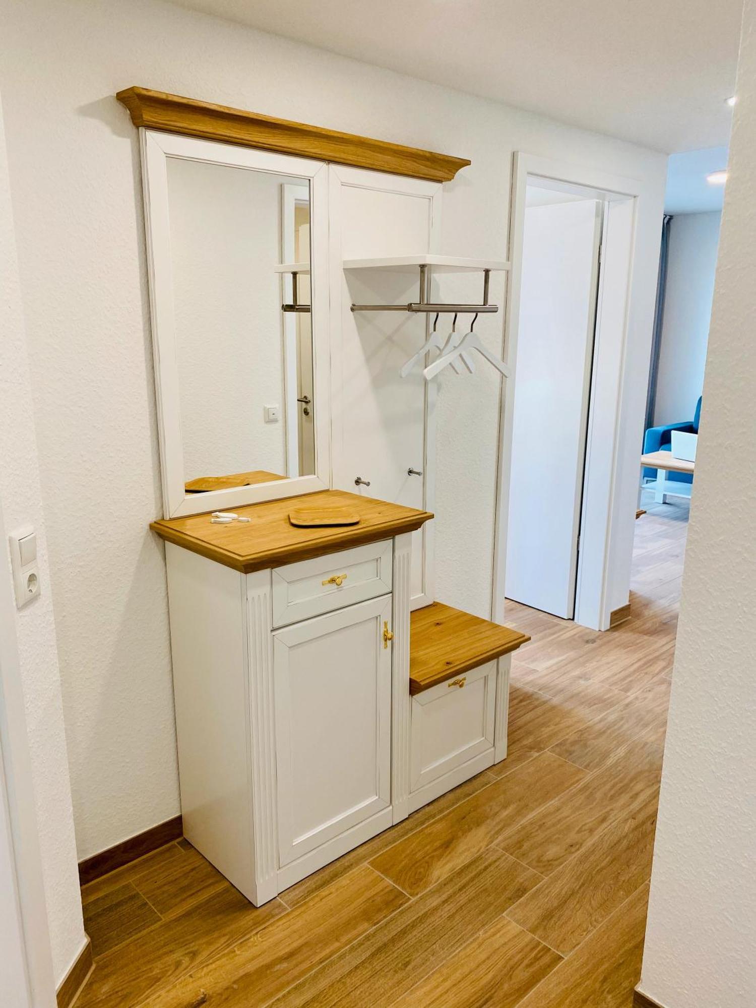 Duhner Allee 10, Litfass 11 Cuxhaven